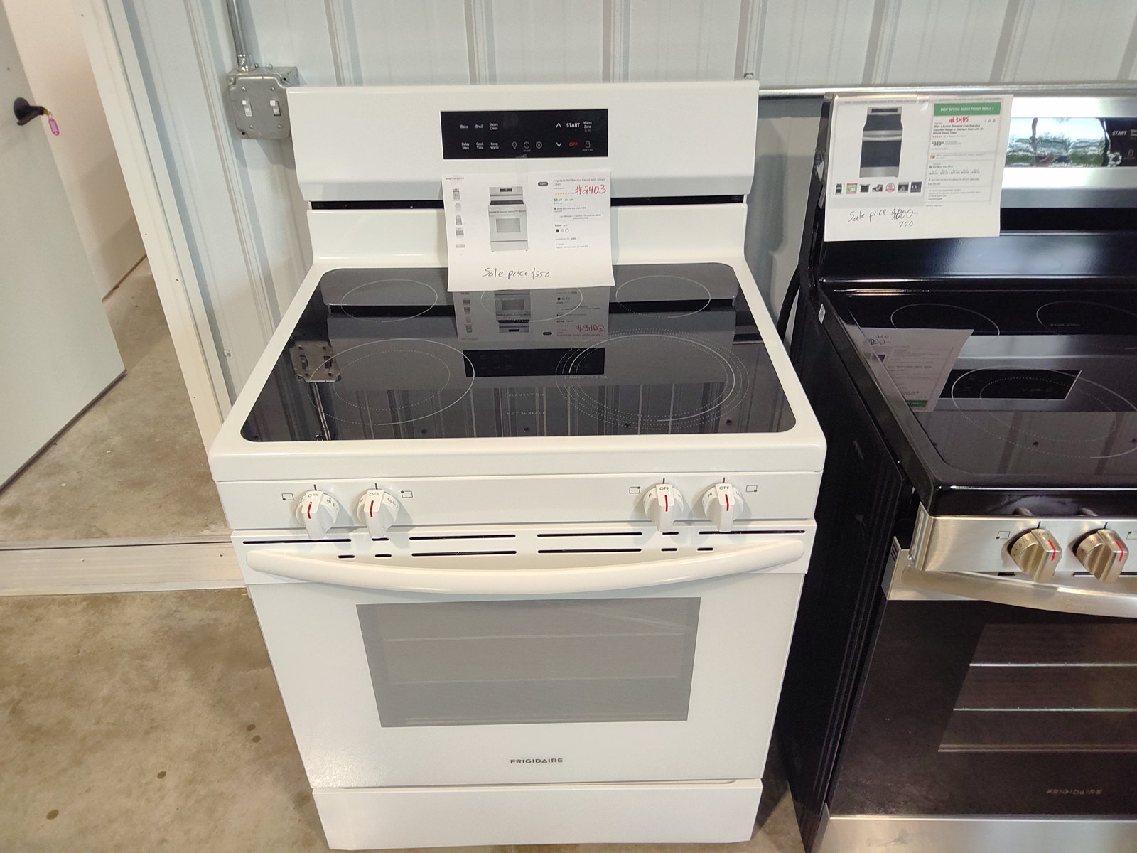 Single Oven Electric Ranges