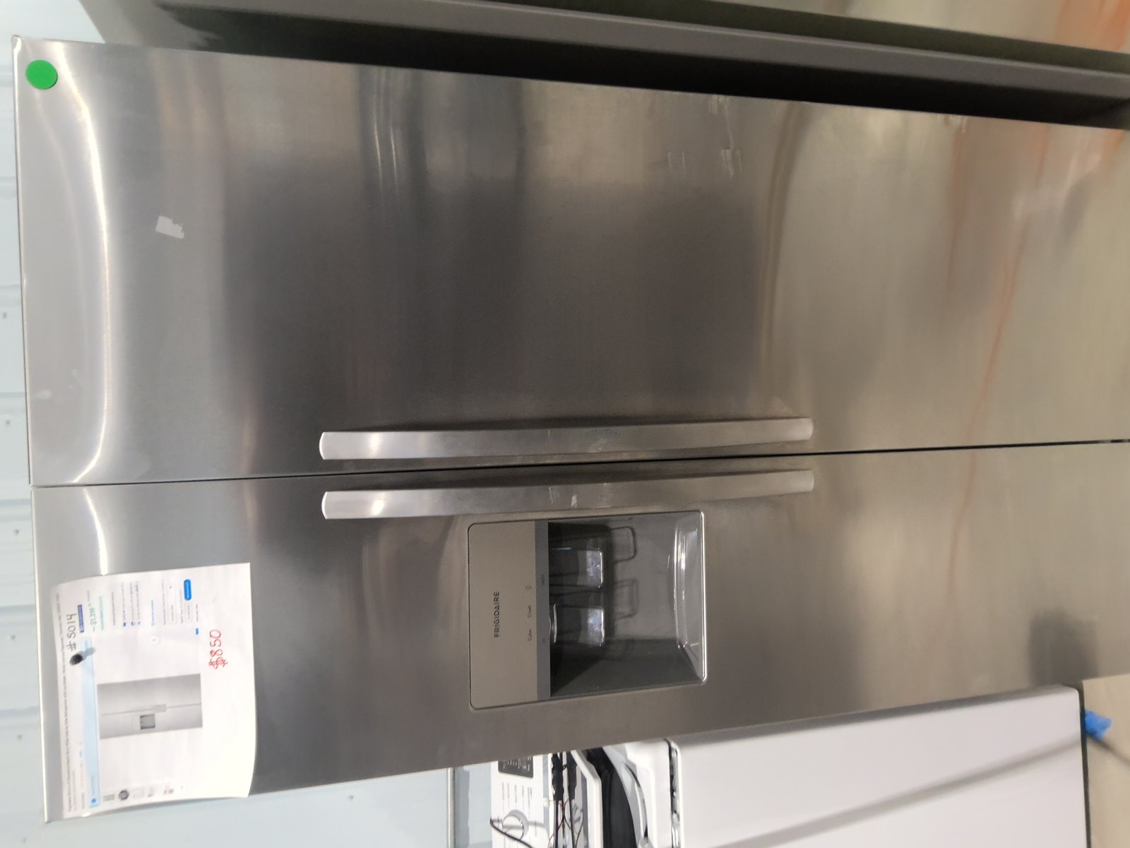 Frigidaire FRSS2623AS